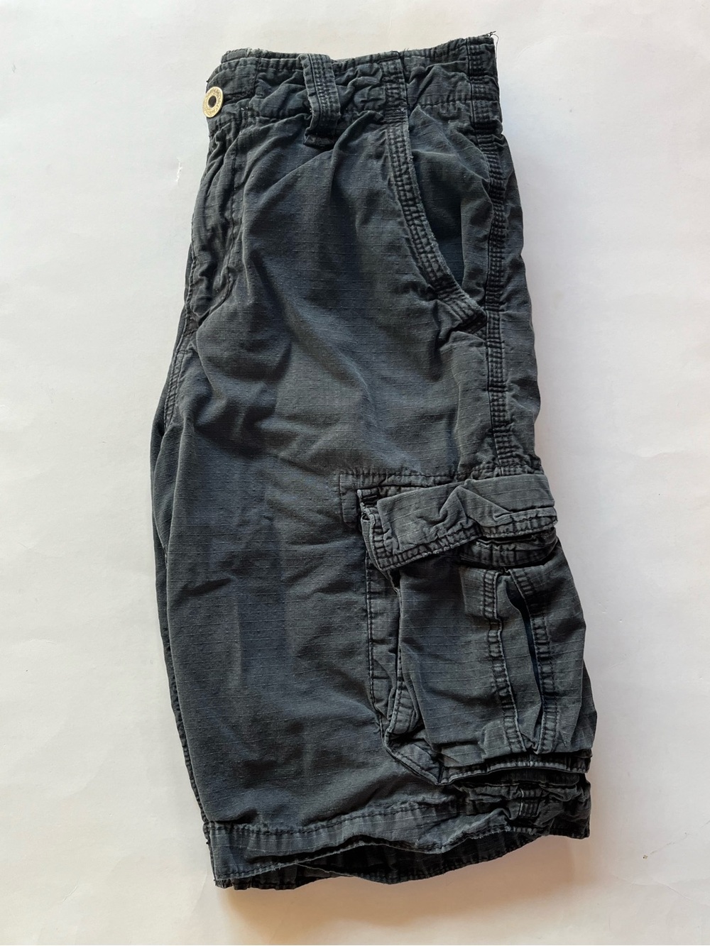 American Eagle Outfitters Longboard Cargo Shorts, Size 30